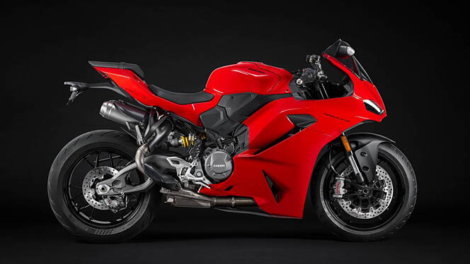 Ducati Panigale V2 [2025] image 2